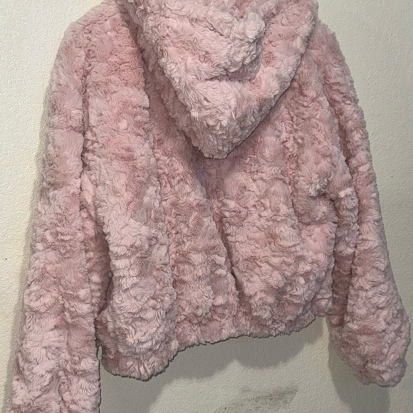 Pink Puffer Jacket with Hood and Plush Material - Picture 4 of 4